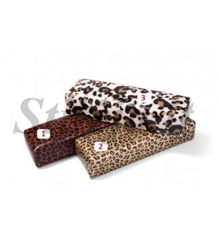 Tamsaus leopardo rašto imitacijos rankų pagalvėlė Nr. 1